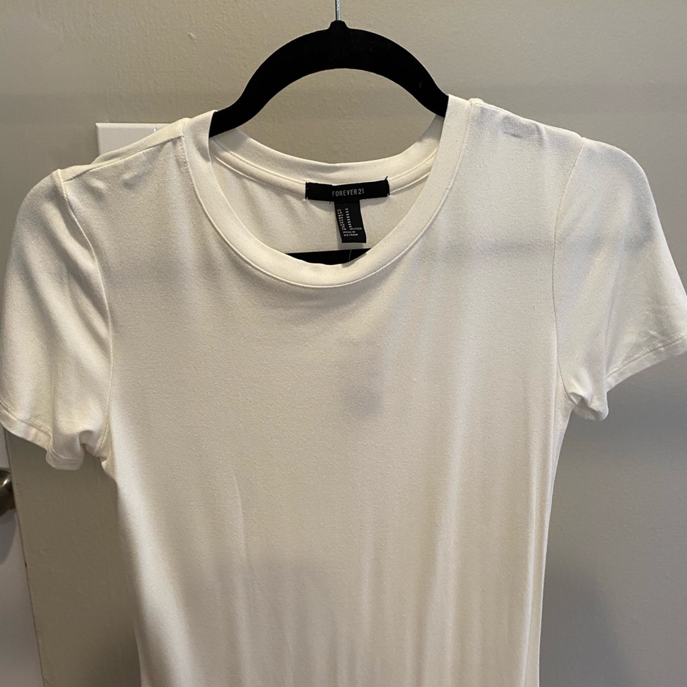 Forever 21 Short sleeved T-shirt dress in ivory